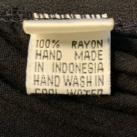 Religion Dress - Picture 5 of 6